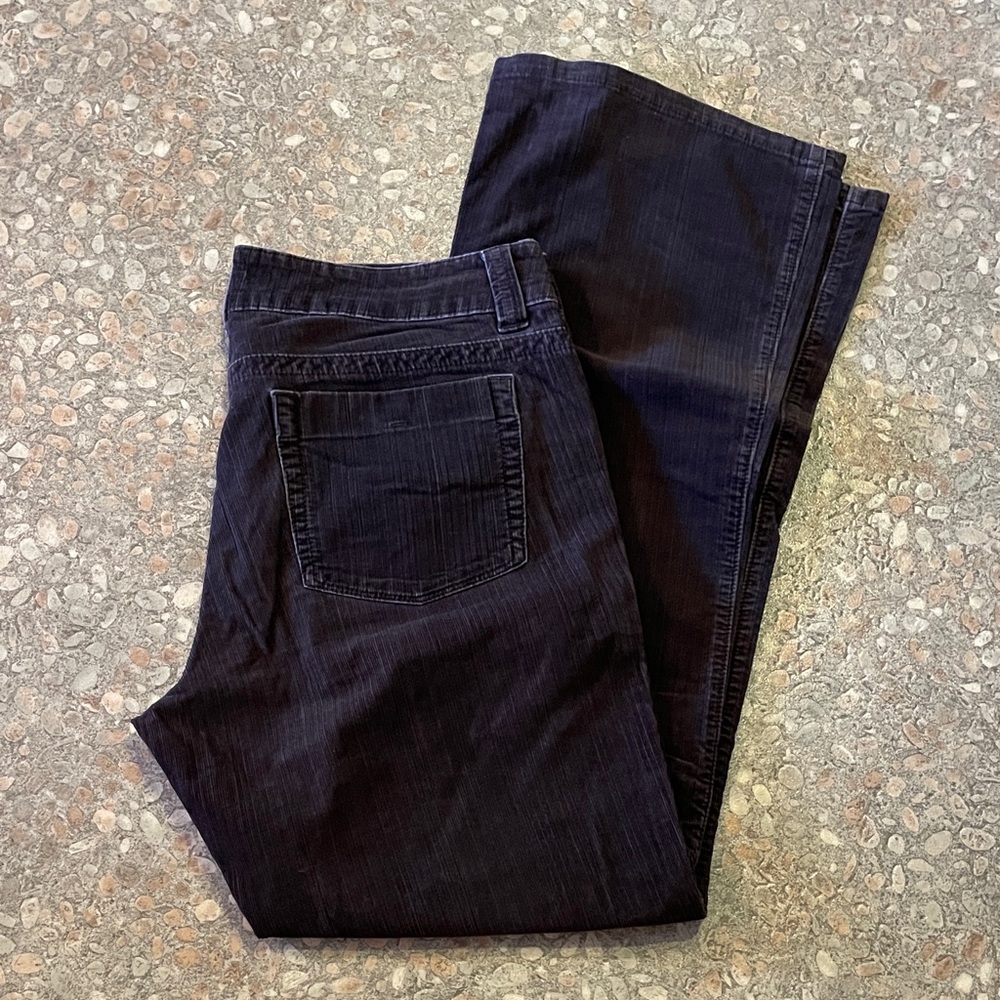 Lee One True Fit Corduroys Dark Brown Sz 10M